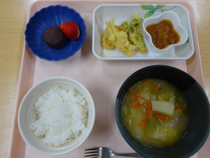 お楽しみ昼食会